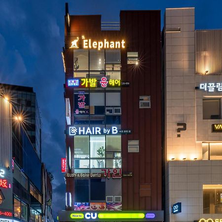 Elephant Пусан Екстериор снимка